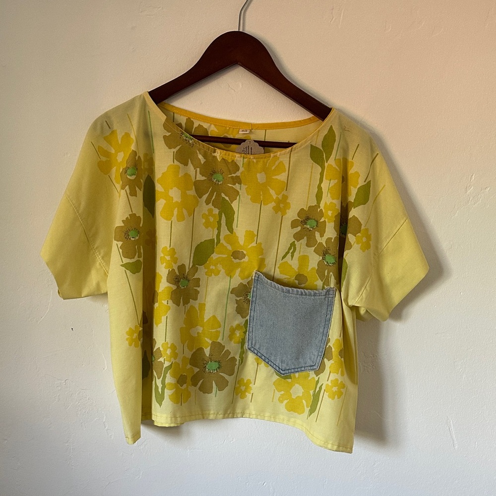 Vintage Yellow Floral Blouse with Pocket